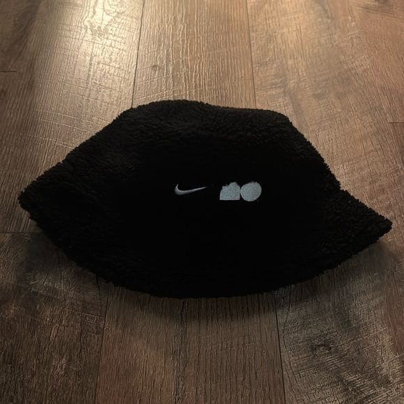 Nike Naomi Osaka Bucket Hat - Picture 1 of 2